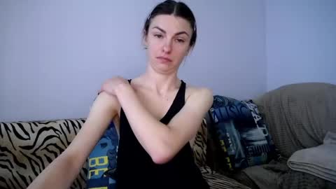 Snapshot of angel_zoe77 chatting on 28, 5, 2026 Zoe online show from 28, 5, 2026