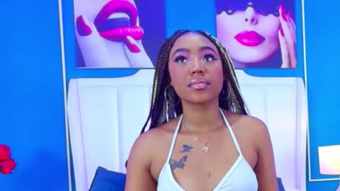 Angela Roberts online show from 3, 11, 2025