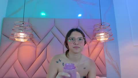 Snapshot of angelaa_cute chatting on 20, 1, 2025 ANGELA online show from 20, 1, 2025