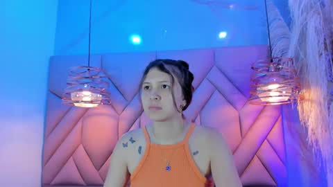 Snapshot of angelaa_cute chatting on 28, 2, 2025 ANGELA online show from 28, 2, 2025