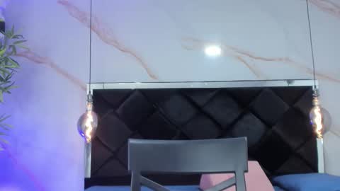 Snapshot of angelaa_cute chatting on 18, 10, 2025 ANGELA online show from 18, 10, 2025