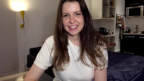 Angela online show from 24, 9, 2025