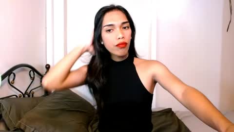 Snapshot of angelamonroe chatting on 25, 3, 2026 SENORITA online show from 25, 3, 2026