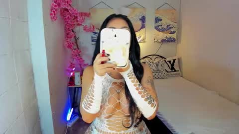 angelamorena online show from 9, 9, 2025