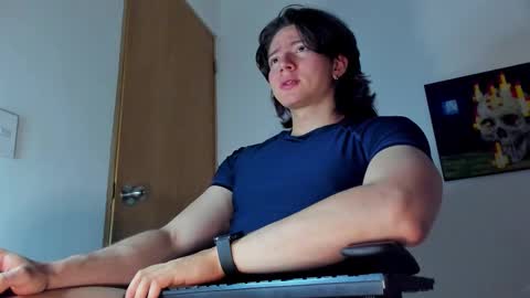 Angel Bennet online show from 17, 10, 2025