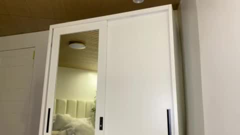 Angel online show from 15, 3, 2026