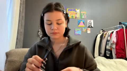 angelcatier online show from 21, 4, 2026