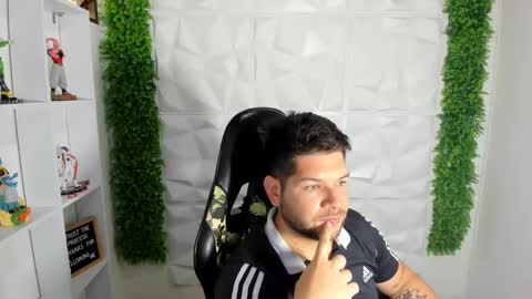 angel online show from 20, 1, 2025