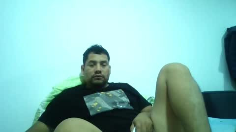 Snapshot of angeldavid90 chatting on 1, 6, 2026 angeldavid90 online show from 1, 6, 2026