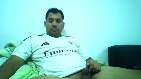 Snapshot of angeldavid90 chatting on 7, 6, 2026 angeldavid90 online show from 7, 6, 2026