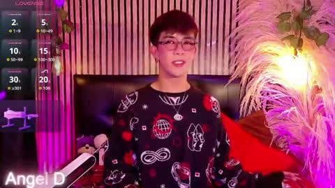 Angel dust online show from 18, 4, 2026