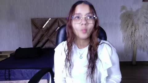 angel online show from 26, 4, 2026