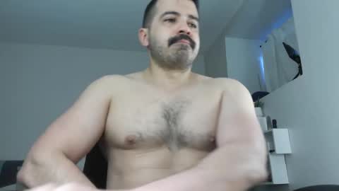 Snapshot of angelfusco chatting on 12, 5, 2026 Angel Fusco online show from 12, 5, 2026