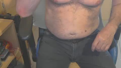 angelgarcia269 online show from 4, 2, 2025