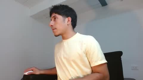 Snapshot of angelhil chatting on 7, 10, 2025 Angel of littlebandido online show from 7, 10, 2025