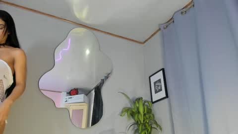 Carolina online show from 3, 10, 2025