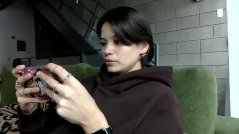 Snapshot of angelia01m chatting on 7, 1, 2026 angelia01m online show from 7, 1, 2026