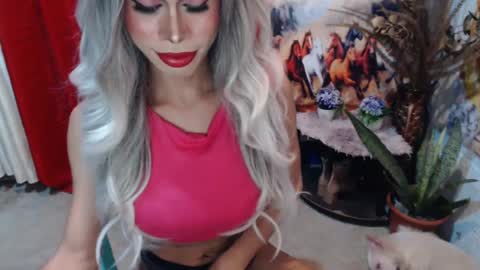 DIVINE ANGEL online show from 14, 2, 2025