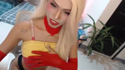 DIVINE ANGEL online show from 8, 5, 2026
