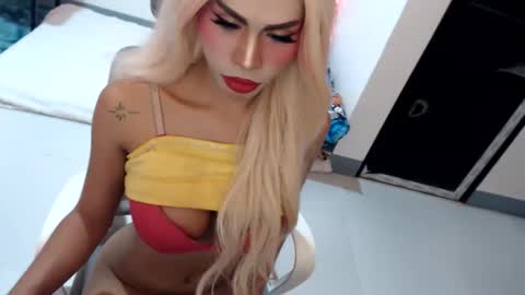 DIVINE ANGEL online show from 29, 5, 2026