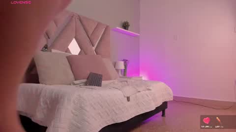 Angelica Cross online show from 9, 6, 2026