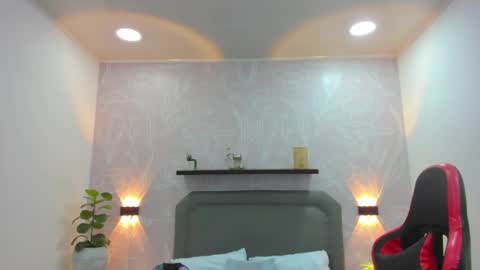 A N G E L I C A online show from 19, 2, 2025