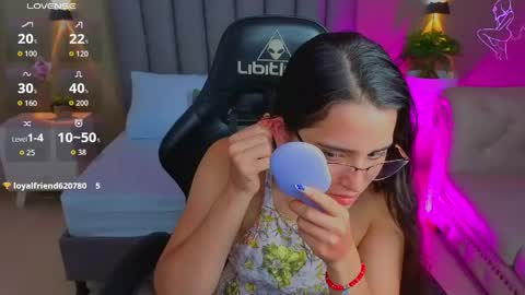 Snapshot of angelica_dymond chatting on 21, 5, 2026 A N G E L I C A online show from 21, 5, 2026