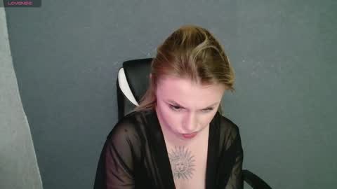 angelicablanch online show from 5, 11, 2025