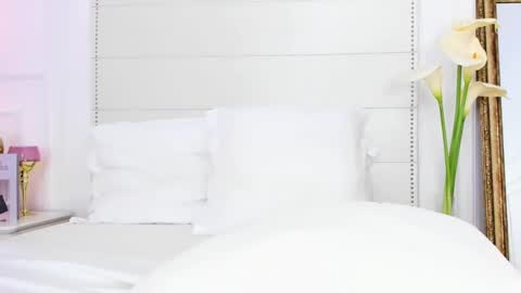 Angelic online show from 10, 3, 2025