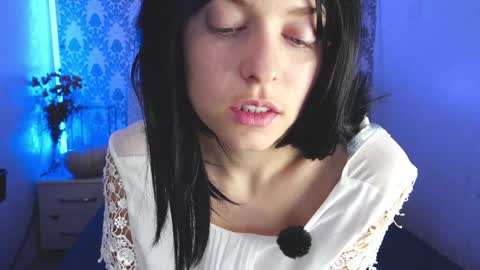 Angelika Rouge online show from 16, 12, 2025