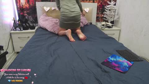 Angelika Rouge online show from 4, 2, 2026