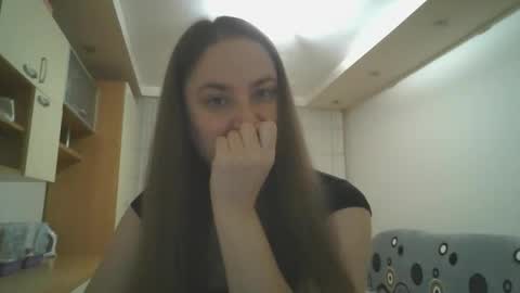 Angelina 26 online show from 8, 11, 2025