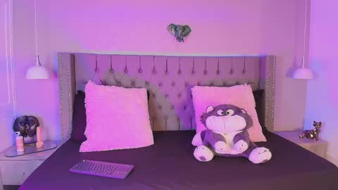 Angelina Honey online show from 24, 4, 2026