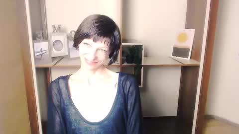 Angelina online show from 10, 9, 2025