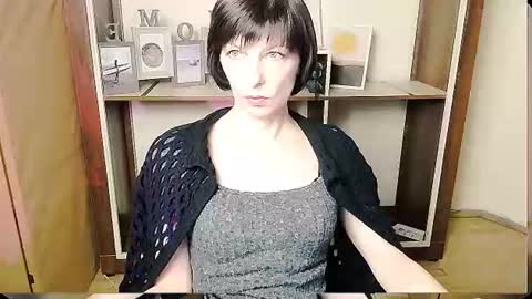 Snapshot of angelinalov_ chatting on 9, 6, 2026 Angelina online show from 9, 6, 2026