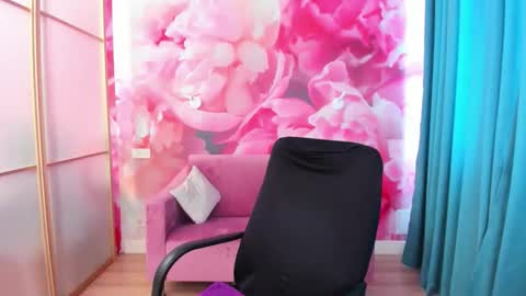 AngelinaLow online show from 6, 6, 2026