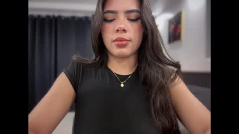 Angelina Weiss online show from 15, 7, 2026