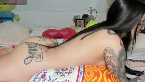Snapshot of angeline__smith chatting on 1, 6, 2026 Angeline Smith online show from 1, 6, 2026