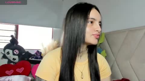 Angeline Smith  online show from 18, 7, 2026