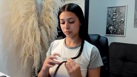 angeline_davies online show from 12, 3, 2025