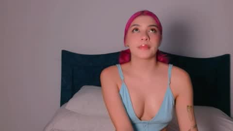 Angelinhaa  online show from 20, 11, 2025