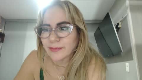 angelinna_12 online show from 29, 10, 2025