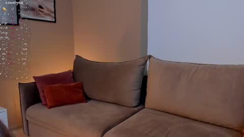 angelinpink_ online show from 29, 7, 2026
