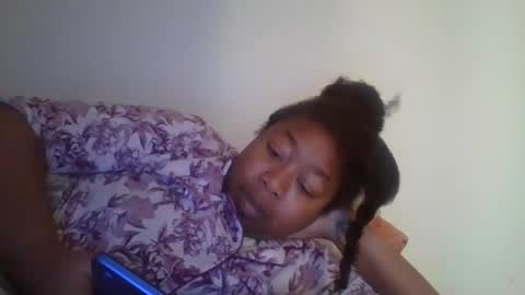 angeliquebelcaliz online show from 25, 1, 2025