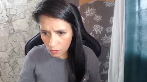 Snapshot of angelitaa_hot chatting on 10, 3, 2026 angela online show from 10, 3, 2026