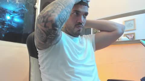 angellatino0 online show from 8, 2, 2025