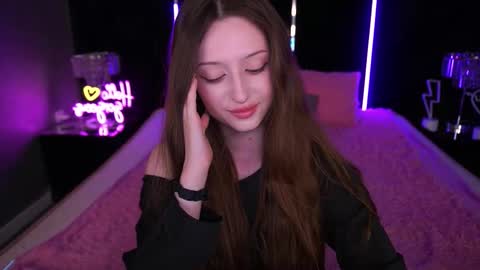 Snapshot of angellblush chatting on 18, 9, 2025 AngelBlush online show from 18, 9, 2025