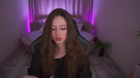 Snapshot of angellblush chatting on 8, 10, 2025 AngelBlush online show from 8, 10, 2025