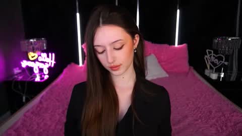 Snapshot of angellblush chatting on 16, 10, 2025 AngelBlush online show from 16, 10, 2025