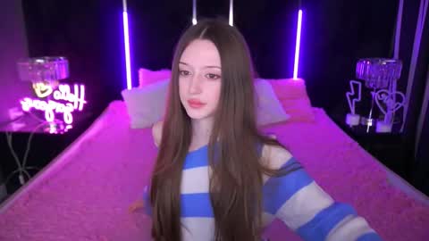 Snapshot of angellblush chatting on 21, 10, 2025 AngelBlush online show from 21, 10, 2025